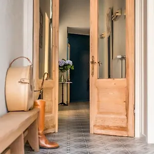 https://bb-lhistoire-de-leclair.bruges-hotels.info