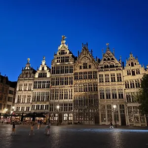 https://holiday-home-zuiderzin.hotelsantwerp.net