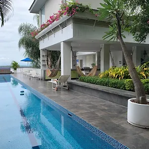 https://black-castle-guesthouse.guayaquilhotels.org